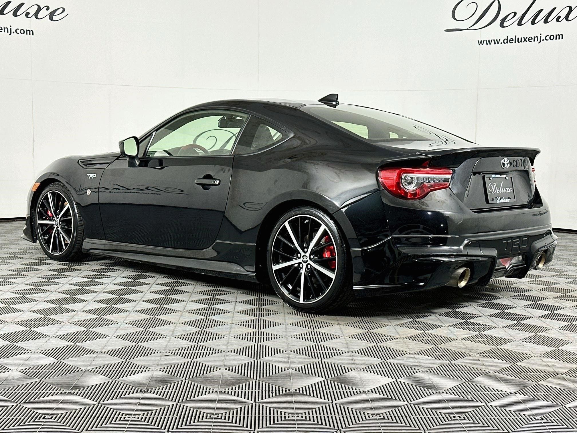 Used 2019 Toyota 86 TRD SE RWD image 4