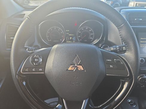 Used 2024 Mitsubishi Outlander Sport SE image 13