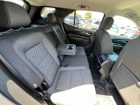 Used 2021 Chevrolet Equinox LT AWD/4WD image 24