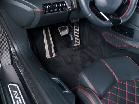 Used 2017 Lamborghini Aventador S AWD/4WD image 62
