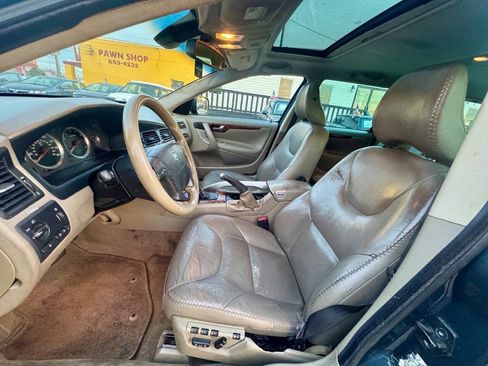 Used 2007 Volvo XC70 image 12