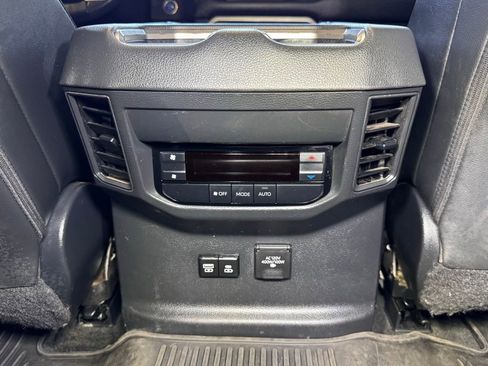 Used 2024 Toyota Sequoia Limited AWD/4WD image 46