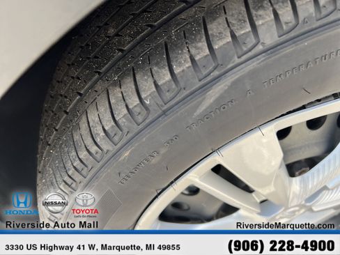 Used 2023 Nissan Kicks S image 6