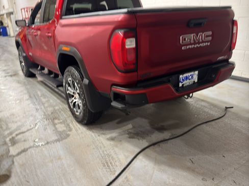 Used 2023 GMC Canyon AT4 image 3