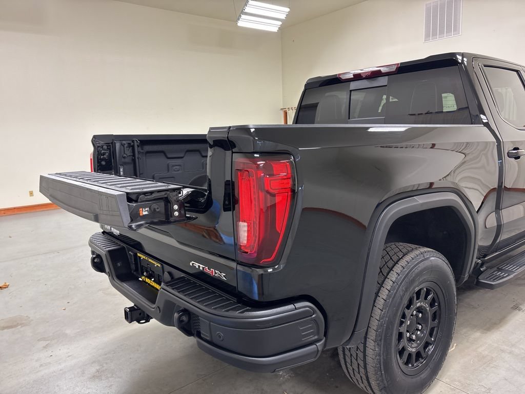 Used 2024 GMC Sierra 1500 AT4X w/ AT4X AEV Edition AWD/4WD image 28