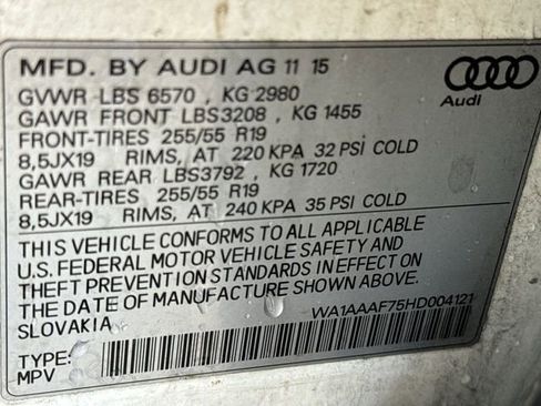 Used 2017 Audi Q7 3.0T Premium image 31