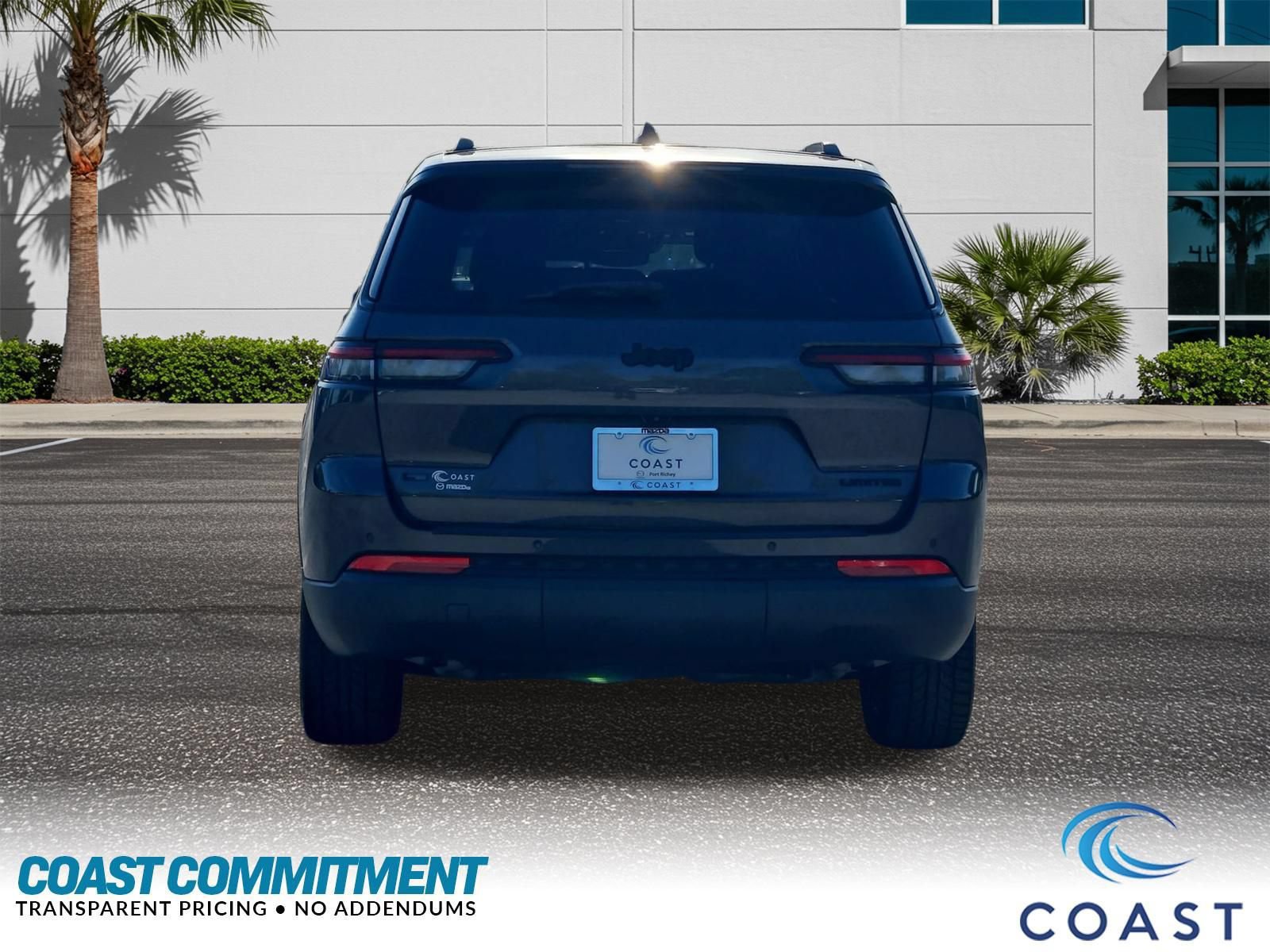 Used 2022 Jeep Grand Cherokee L Limited w/ Black Appearance Package RWD image 7