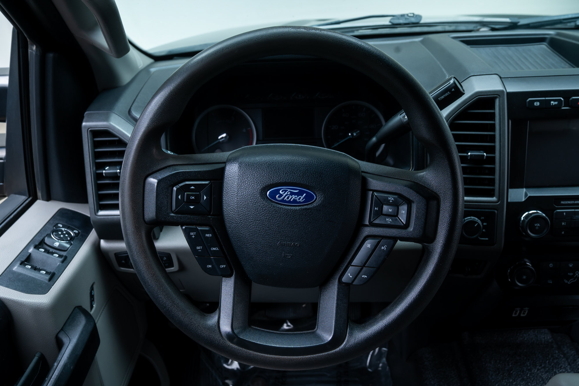 Used 2019 Ford F250 XL w/ STX Appearance Package AWD/4WD image 10