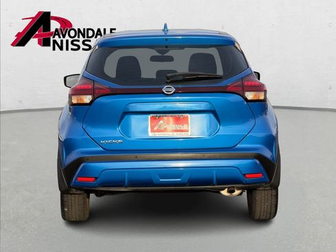 Used 2021 Nissan Kicks S image 6