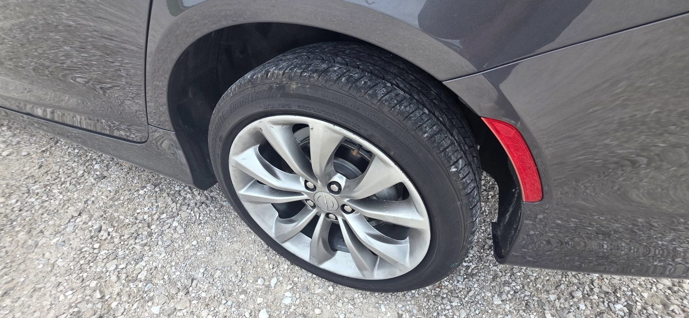 Used 2015 Chrysler 200 S w/ Navigation & Sound Group I FWD image 26