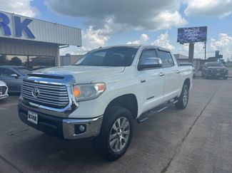 Used 2017 Toyota Tundra Limited image 1