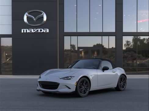 New 2026 MAZDA MX-5 Miata Club w/ Interior Package RWD image 1