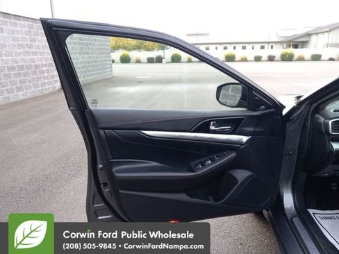 Used 2020 Nissan Maxima 3.5 SL w/ Floor Mat Group image 12