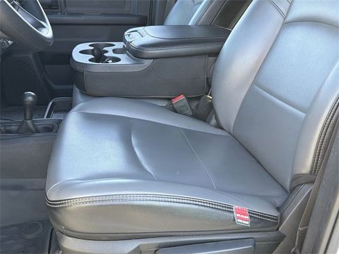 Used 2022 RAM 2500 Tradesman w/ Chrome Appearance Group image 21