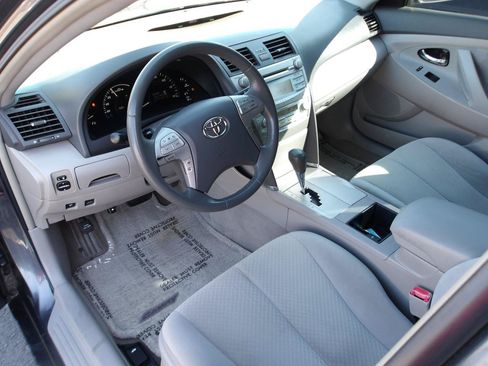 Used 2009 Toyota Camry Hybrid FWD image 9