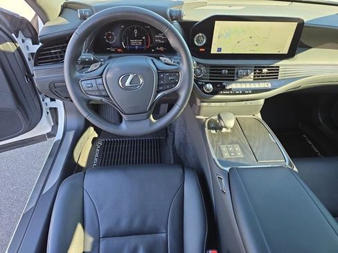 Used 2024 Lexus LS 500 image 15