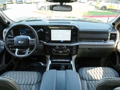 Used 2026 Ford F450 Platinum w/ Platinum Plus Package AWD/4WD image 19