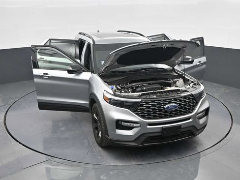 Certified 2024 Ford Explorer ST-Line w/ Class IV Trailer Tow Package AWD/4WD image 43