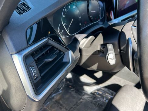 Used 2021 BMW 330i Sedan w/ Convenience Package image 27