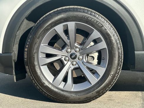 Used 2023 Ford Explorer XLT w/ Equipment Group 202A image 30