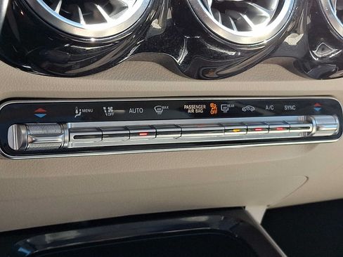 Certified 2023 Mercedes-Benz GLB 250 4MATIC image 13