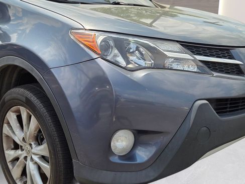 Used 2014 Toyota RAV4 Limited FWD image 2
