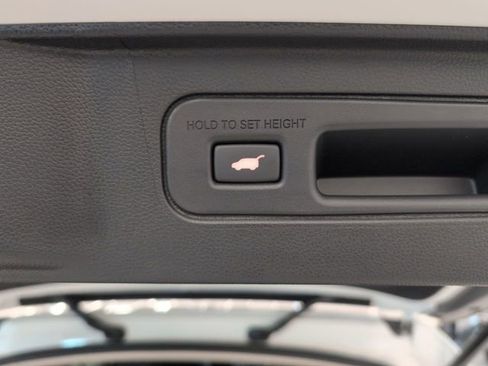 New 2025 Honda Pilot Touring image 35