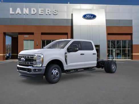 New 2026 Ford F350 XL AWD/4WD image 1