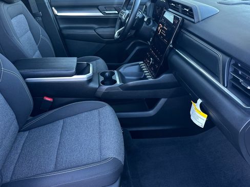 Used 2025 GMC Terrain Elevation FWD image 16