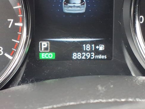 Used 2017 Nissan Rogue S FWD image 25