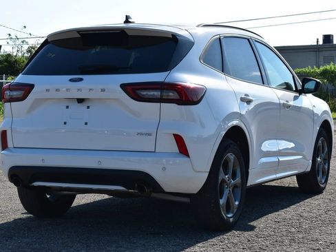 Used 2023 Ford Escape ST-Line w/ Tech Pack #1 AWD/4WD image 5