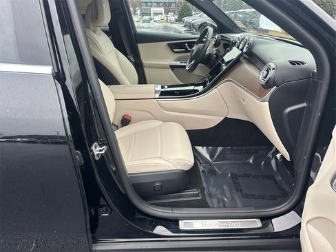 Certified 2025 Mercedes-Benz GLC 300 4MATIC image 14