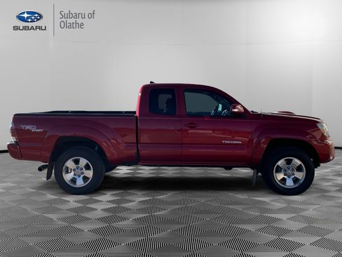 Used 2012 Toyota Tacoma 4x4 Access Cab V6 image 11