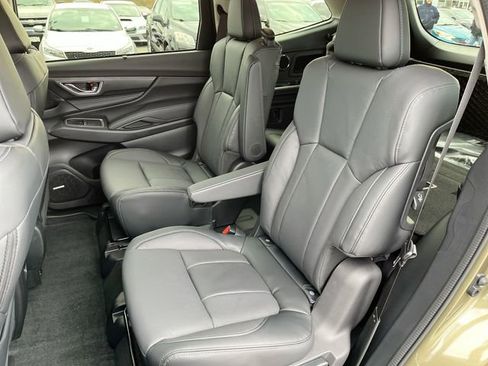 New 2025 Subaru Ascent Limited image 26