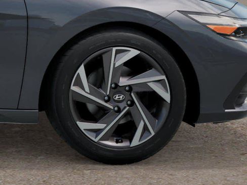 New 2025 Hyundai Elantra Sport image 8
