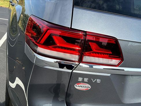 Used 2022 Volkswagen Atlas SE image 31