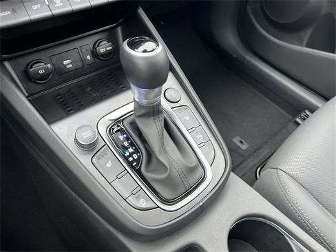 Used 2023 Hyundai Kona Limited image 21