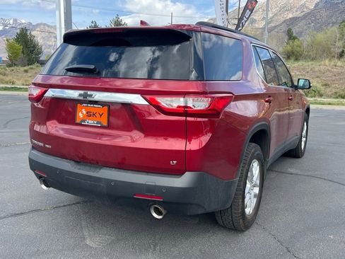 Used 2021 Chevrolet Traverse LT AWD/4WD image 11