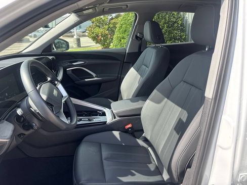 Used 2025 Audi Q5 Premium w/ Convenience Package AWD/4WD image 20