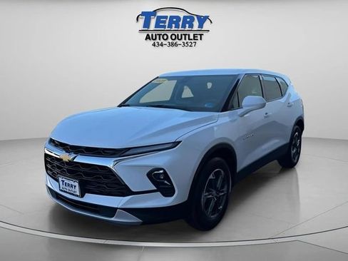 Used 2025 Chevrolet Blazer LT AWD/4WD image 4