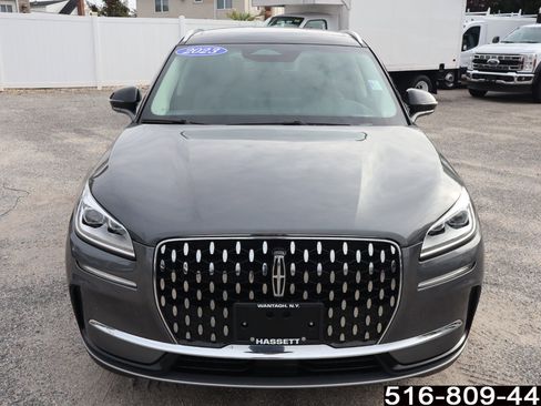 Used 2023 Lincoln Corsair Reserve w/ Equipment Group 201A image 4