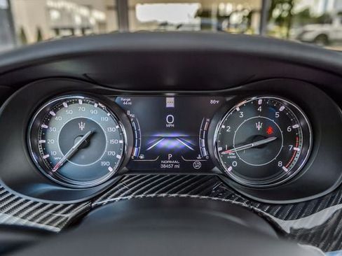 Used 2021 Maserati Quattroporte S GranSport Q4 AWD/4WD image 18