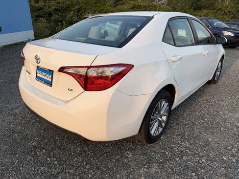 Used 2014 Toyota Corolla LE FWD image 3