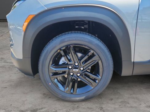 New 2026 Chevrolet TrailBlazer LT AWD/4WD image 9