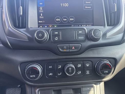 Used 2023 GMC Terrain AT4 image 18