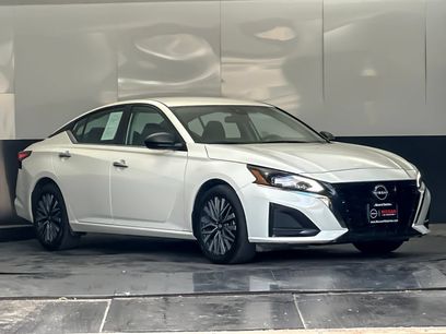 Used 2025 Nissan Altima 2.5 SV
