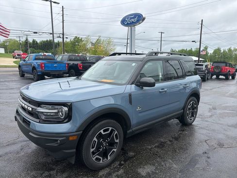 Used 2024 Ford Bronco Sport Outer Banks w/ Tech Package AWD/4WD image 4