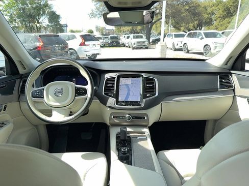 Certified 2023 Volvo XC90 B5 Plus w/ Protection Package AWD/4WD image 14