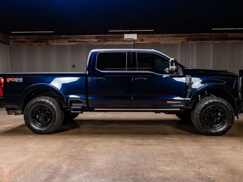 Used 2025 Ford F350 Platinum image 11