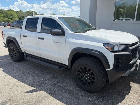 Used 2025 Chevrolet Colorado Trail Boss AWD/4WD image 1